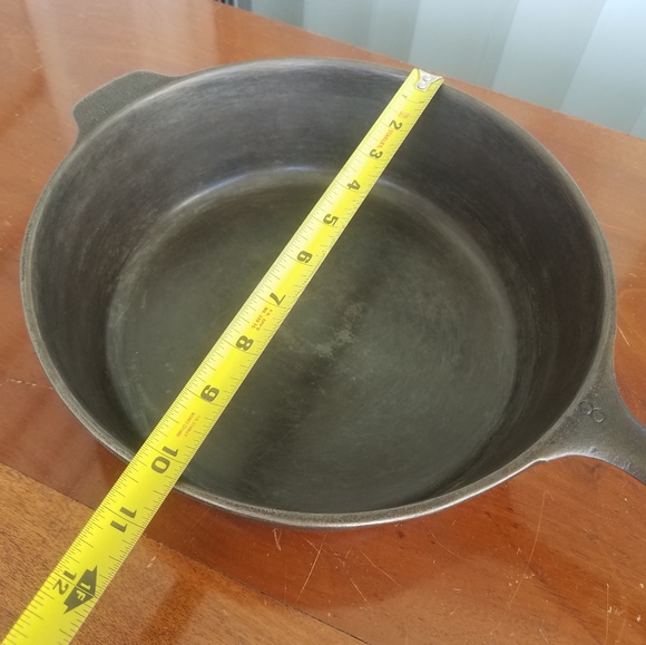 Vintage Wagner Ware No. 8 Chicken Fryer Cast Iron Skillet w/ Glass Lid - Picture 3 of 6